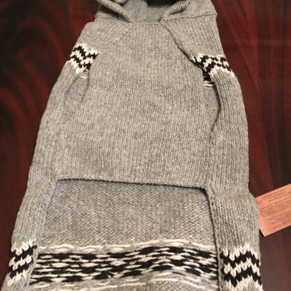 Girl dog very heavy winter sweater! - Picture 5 of 8